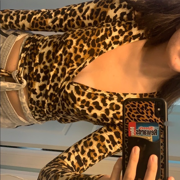 shein wrap around shirt! - Picture 2 of 3